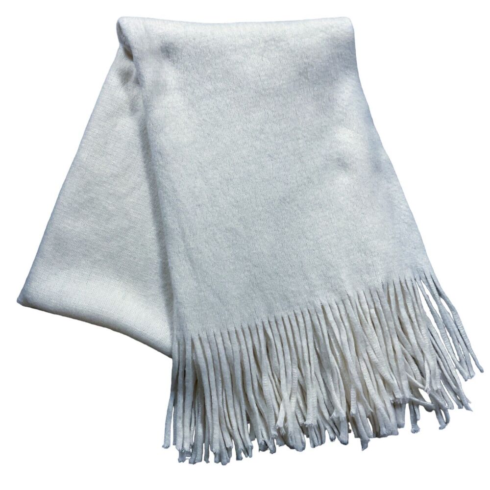 Steve Madden Womens Scarf one size Ivory Off White 100% Acrylic Knit Soft Comfy
